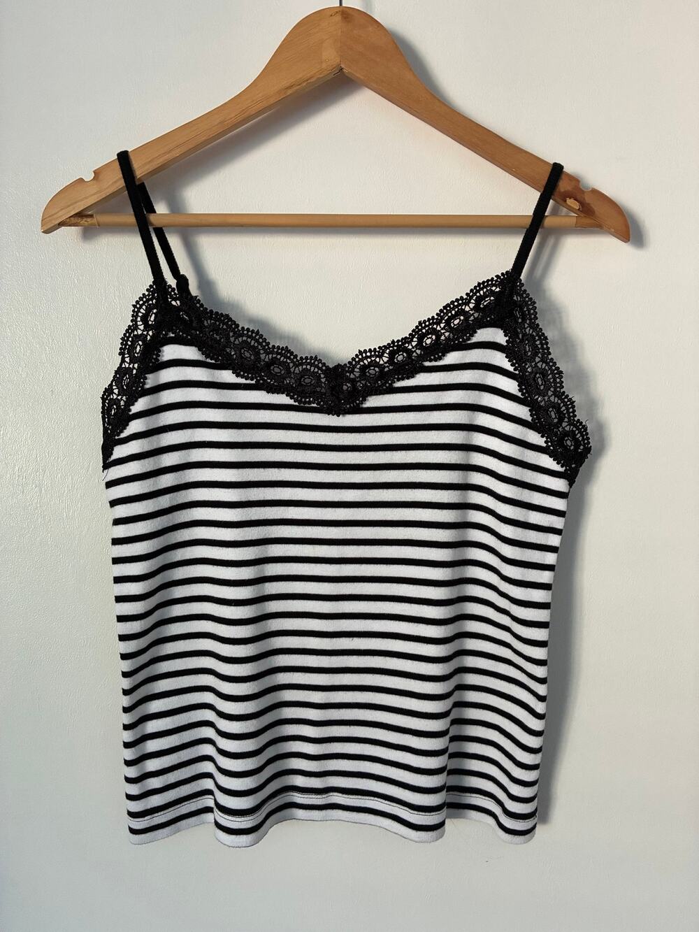 Zenergy by Chico's Black & White Striped Tank Top Lace Detail Coquette Size M